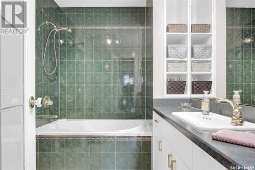 67 Quincy Drive, Regina, SK - Indoor Photo Showing Bathroom