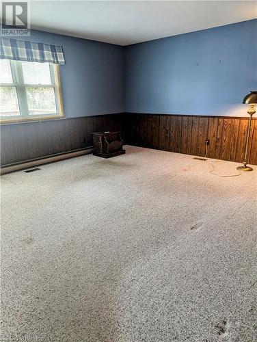 great rm - 820 Yonge St S, Walkerton, ON - Indoor Photo Showing Other Room