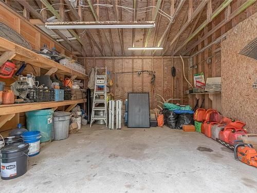 4838 Cowichan Lake Rd, Duncan, BC - Indoor Photo Showing Garage