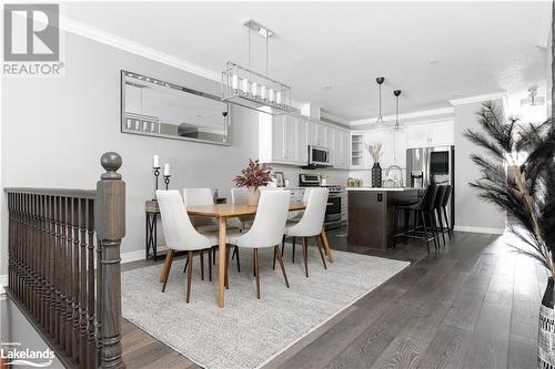 19 Serenity Place Crescent, Huntsville, ON - Indoor Photo Showing Dining Room