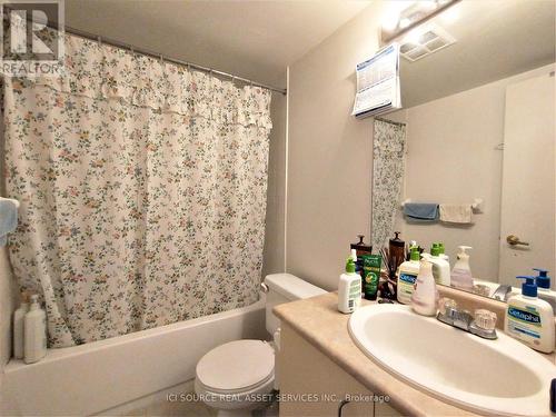 532 - 650 Lawrence Avenue W, Toronto, ON - Indoor Photo Showing Bathroom