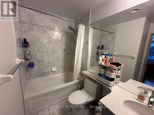 201 - 1 Scott Street, Toronto, ON - Indoor Photo Showing Bathroom