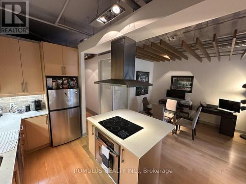 201 - 1 Scott Street, Toronto, ON - Indoor Photo Showing Kitchen