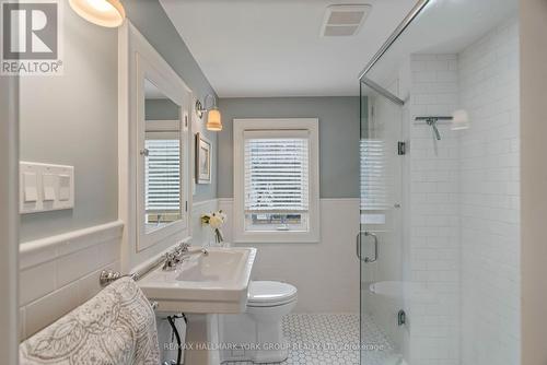169 Clarence Street, Vaughan, ON - Indoor Photo Showing Bathroom