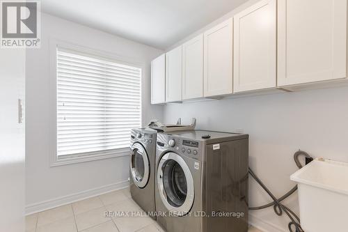 102 - 15 Old Colony Road, Richmond Hill, ON - Indoor Photo Showing Laundry Room