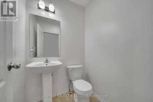 17 Delambray Street, Brampton, ON - Indoor Photo Showing Bathroom