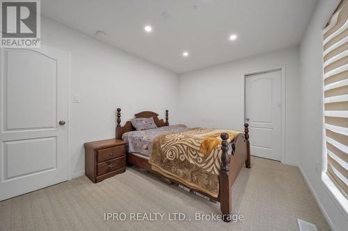 17 Delambray Street, Brampton, ON - Indoor Photo Showing Bedroom