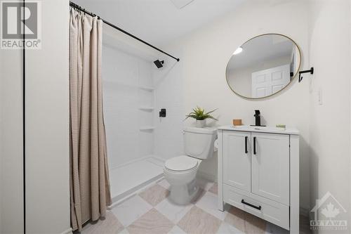 1830 Maple Grove Road, Ottawa, ON - Indoor Photo Showing Bathroom