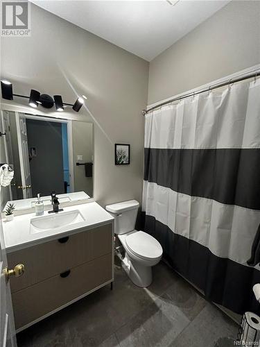 61-63 Union Street, Saint John, NB - Indoor Photo Showing Bathroom