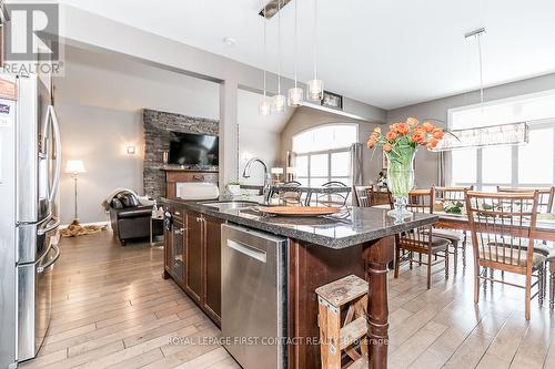 21 Landscape Drive, Oro-Medonte, ON - Indoor Photo Showing Other Room