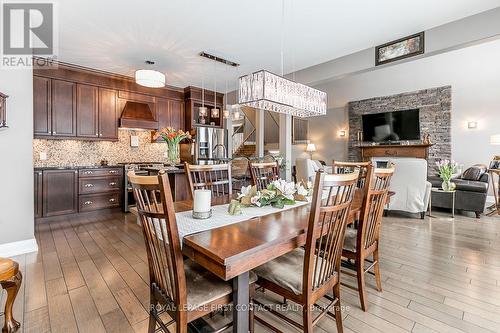 21 Landscape Drive, Oro-Medonte, ON - Indoor Photo Showing Dining Room