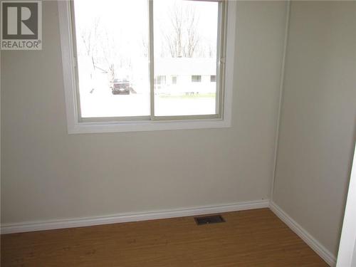93 Hutchison Avenue, Elliot Lake, ON - Indoor Photo Showing Other Room