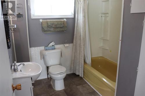 127 Brook Street, Stephenville Crossing, NL - Indoor Photo Showing Bathroom