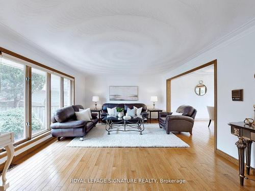 622 Coppercroft Crt, Waterloo, ON - Indoor Photo Showing Living Room