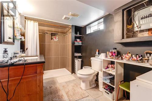 1236 Belleperche Place, Windsor, ON - Indoor Photo Showing Bathroom