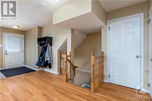 125 Gatestone Private, Ottawa, ON - Indoor Photo Showing Other Room