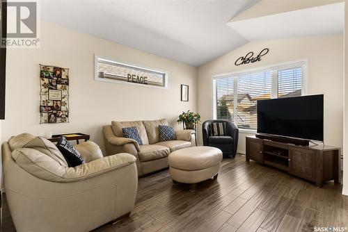 4418 Nicurity Drive, Regina, SK - Indoor Photo Showing Living Room