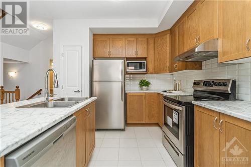 107 Bending Way, Ottawa, ON - Indoor Photo Showing Kitchen With Stainless Steel Kitchen With Double Sink