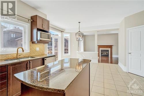 356 Ballinville Circle, Ottawa, ON - Indoor Photo Showing Kitchen With Double Sink