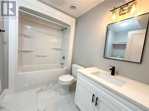 12 Blenheim Drive, Quispamsis, NB - Indoor Photo Showing Bathroom