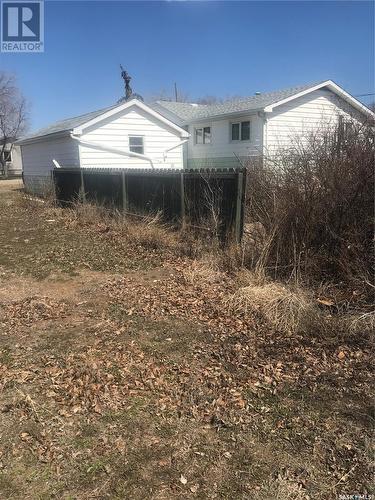 312 7Th Avenue W, Rosetown, SK - Outdoor