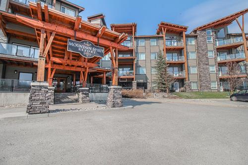 208 - 400 Stemwinder Drive, Kimberley, BC - Outdoor With Facade