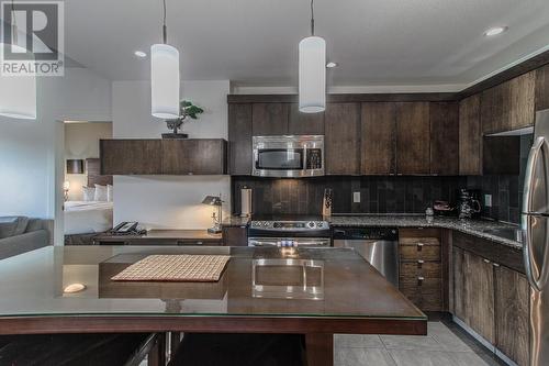 400 Stemwinder Drive Unit# 208, Kimberley, BC - Indoor Photo Showing Kitchen With Double Sink