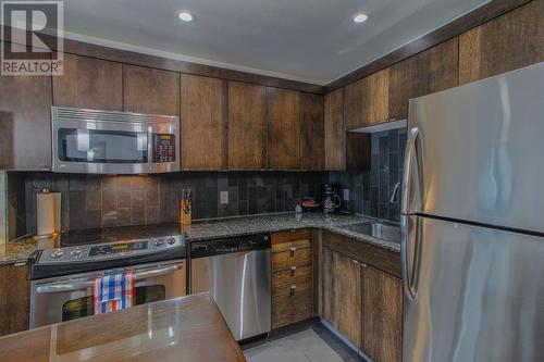 400 Stemwinder Drive Unit# 208, Kimberley, BC - Indoor Photo Showing Kitchen