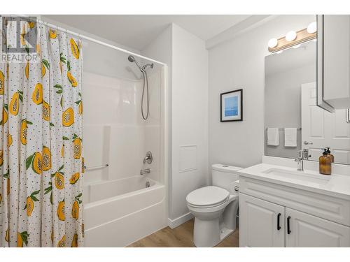 778 Rutland Road N Unit# 204, Kelowna, BC - Indoor Photo Showing Bathroom