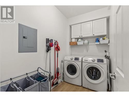 778 Rutland Road N Unit# 204, Kelowna, BC - Indoor Photo Showing Laundry Room