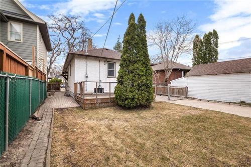 541 Basswood Place, Winnipeg, MB - Outdoor With Exterior