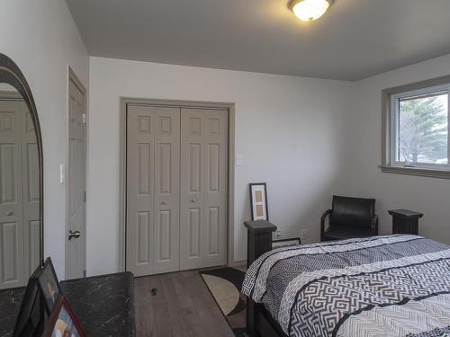 510 Kingsway, Thunder Bay, ON - Indoor Photo Showing Bedroom