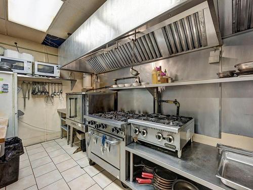 Cuisine - 15502  - 15512 Rue De St-Augustin, Mirabel, QC - Indoor Photo Showing Kitchen