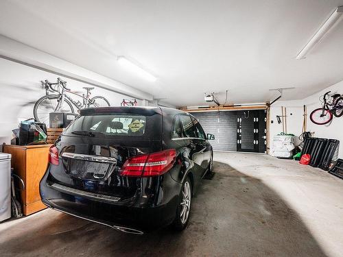 Garage - 5591 Rue Beaubien E., Montréal (Rosemont/La Petite-Patrie), QC - Indoor Photo Showing Garage