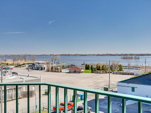 Vue sur l'eau - 407-25 Rue Des Émeraudes, Repentigny (Repentigny), QC - Outdoor With Body Of Water With Balcony With View