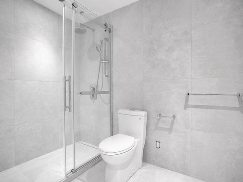 Bathroom - 712-3 Rue Westmount-Square, Westmount, QC - Indoor Photo Showing Bathroom