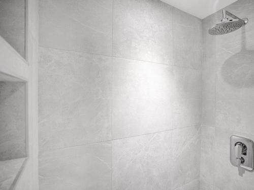 Salle de bains - 712-3 Rue Westmount-Square, Westmount, QC - Indoor Photo Showing Bathroom