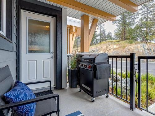 110B-4810 Cedar Ridge Pl, Nanaimo, BC - Outdoor With Deck Patio Veranda With Exterior