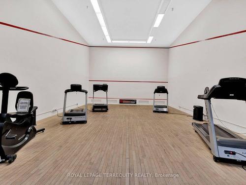 1906-400 Mclevin Ave, Toronto, ON - Indoor Photo Showing Gym Room