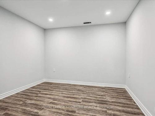 2438 Padstow Cres, Mississauga, ON - Indoor Photo Showing Other Room