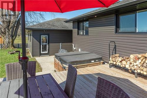 519 Chambers Road, Cardinal, ON - Outdoor With Deck Patio Veranda With Exterior