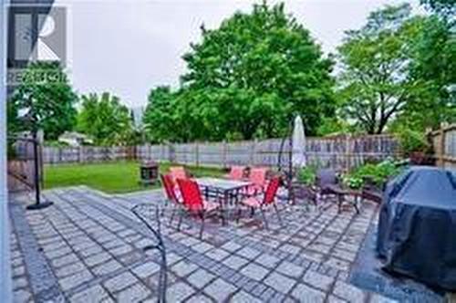 31 Westwood Lane, Richmond Hill, ON - Outdoor With Backyard