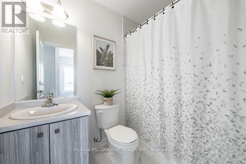 1 - 4 Radison Lane, Hamilton, ON - Indoor Photo Showing Bathroom