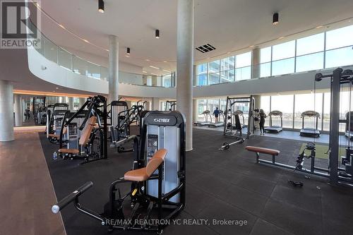 1609 - 1000 Portage Parkway, Vaughan, ON - Indoor Photo Showing Gym Room