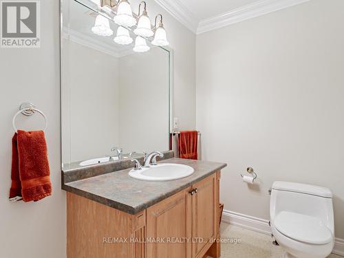 68 Edgar Avenue, Richmond Hill, ON - Indoor Photo Showing Bathroom