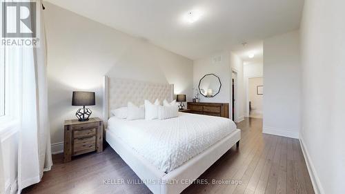 10 Pasquale Lane, East Gwillimbury, ON - Indoor Photo Showing Bedroom