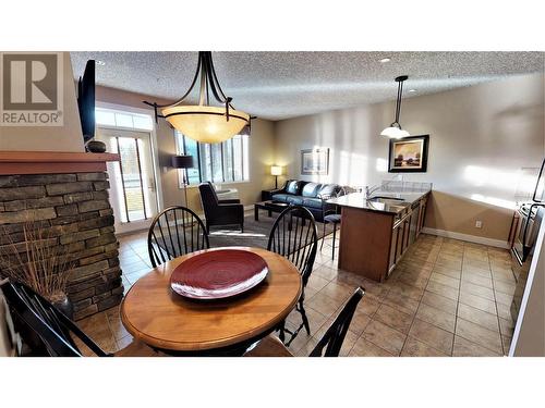 400 Bighorn Boulevard Unit# 415 N, Radium Hot Springs, BC - Indoor Photo Showing Dining Room