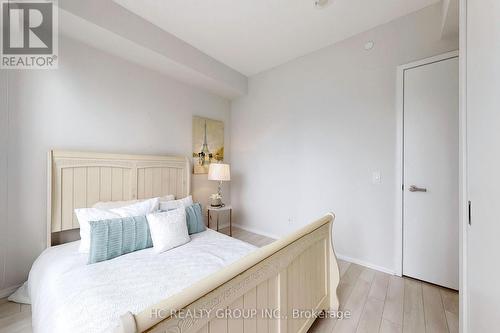 1201 - 197 Yonge Street, Toronto, ON - Indoor Photo Showing Bedroom