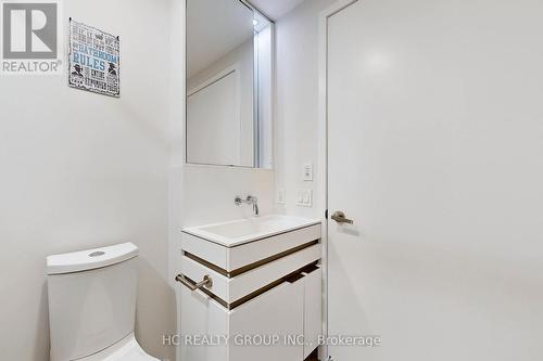 1201 - 197 Yonge Street, Toronto, ON - Indoor Photo Showing Bathroom