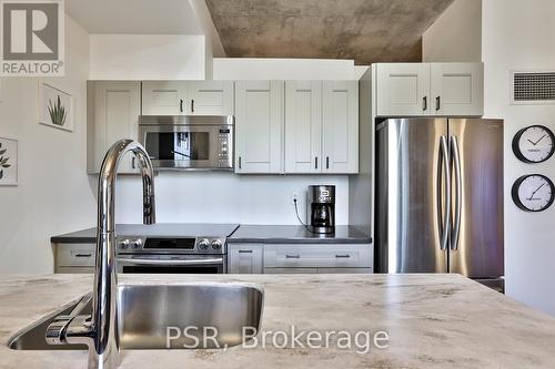 501 - 36 Charlotte Street, Toronto, ON - Indoor Photo Showing Kitchen With Stainless Steel Kitchen With Double Sink